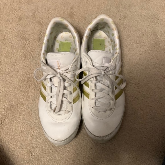 White and gold adidas sneakers - Picture 1 of 3